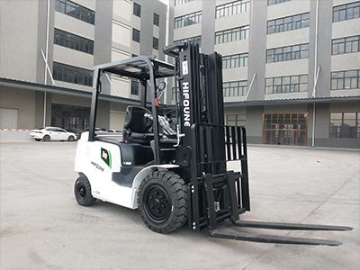 HIFOUNE lithium electric forklift tested by USA customer