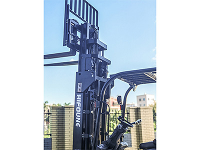 Introduction to 3-Ton Electric Forklift with 4 stages 6 metres full free mast